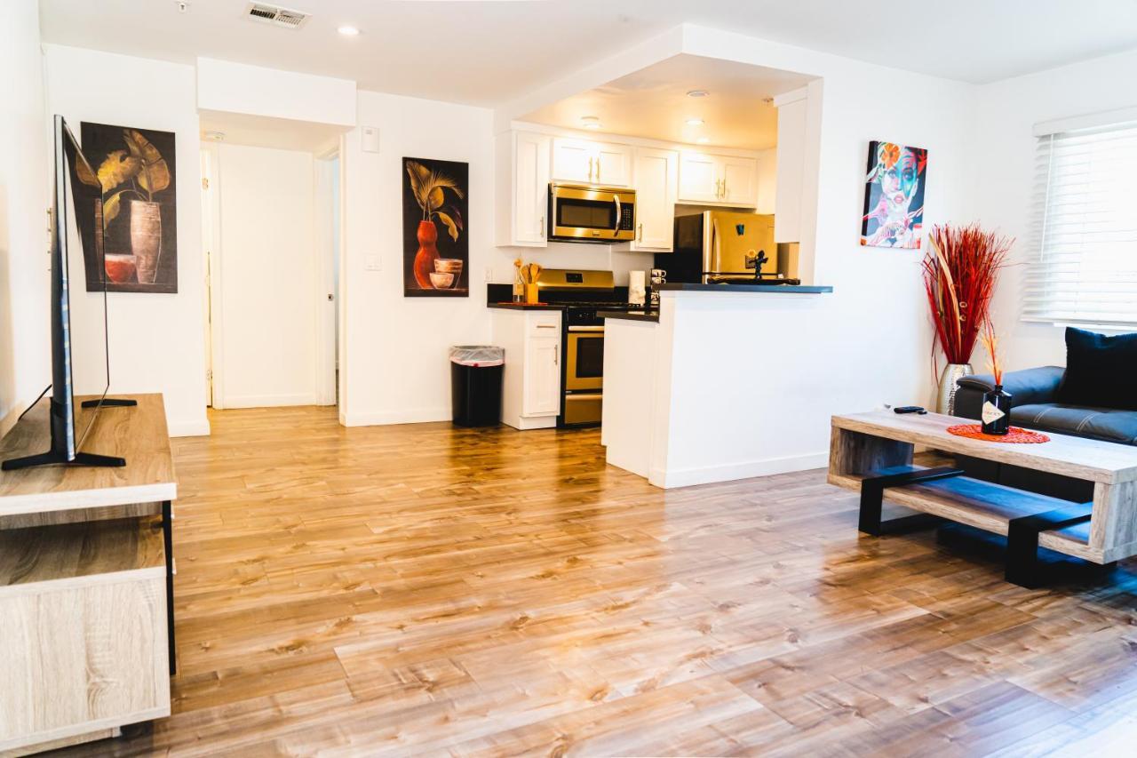 Modern Remodeled 1-Bedroom Close To Hollywood Walk Of Fame With Parking Los Angeles Exterior foto